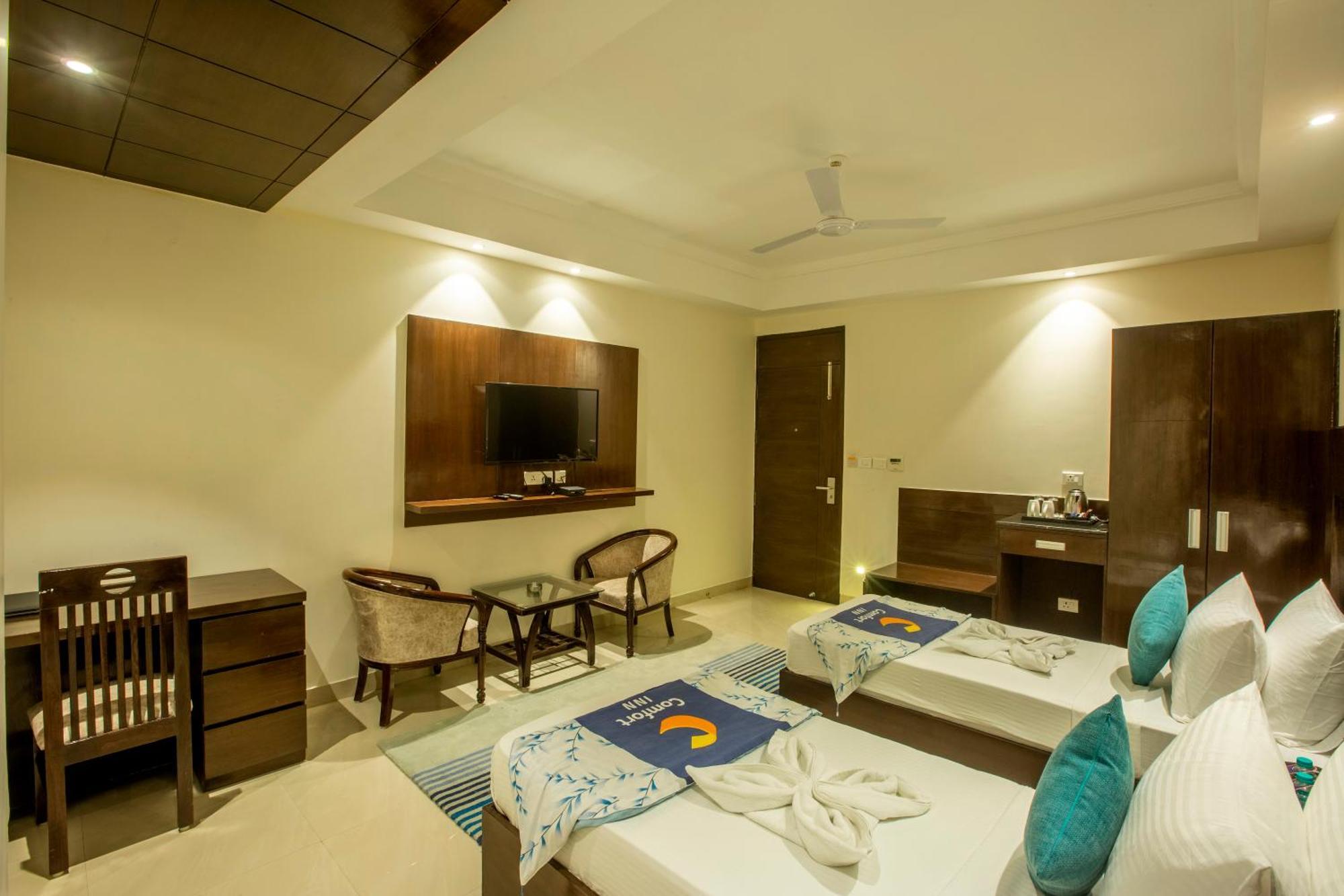 Inde Reva Resort Rishikesh リシケーシュ エクステリア 写真