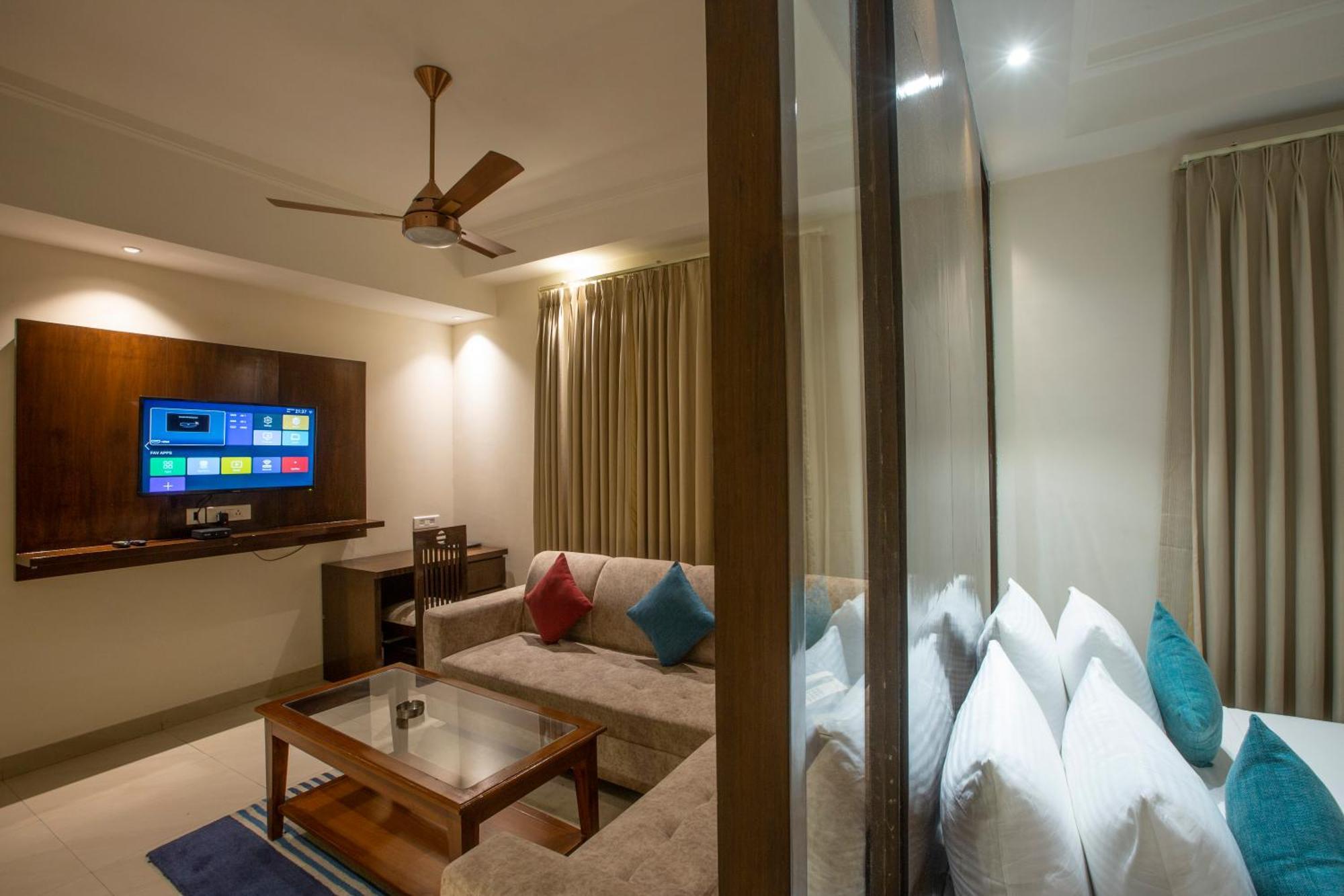 Inde Reva Resort Rishikesh リシケーシュ エクステリア 写真