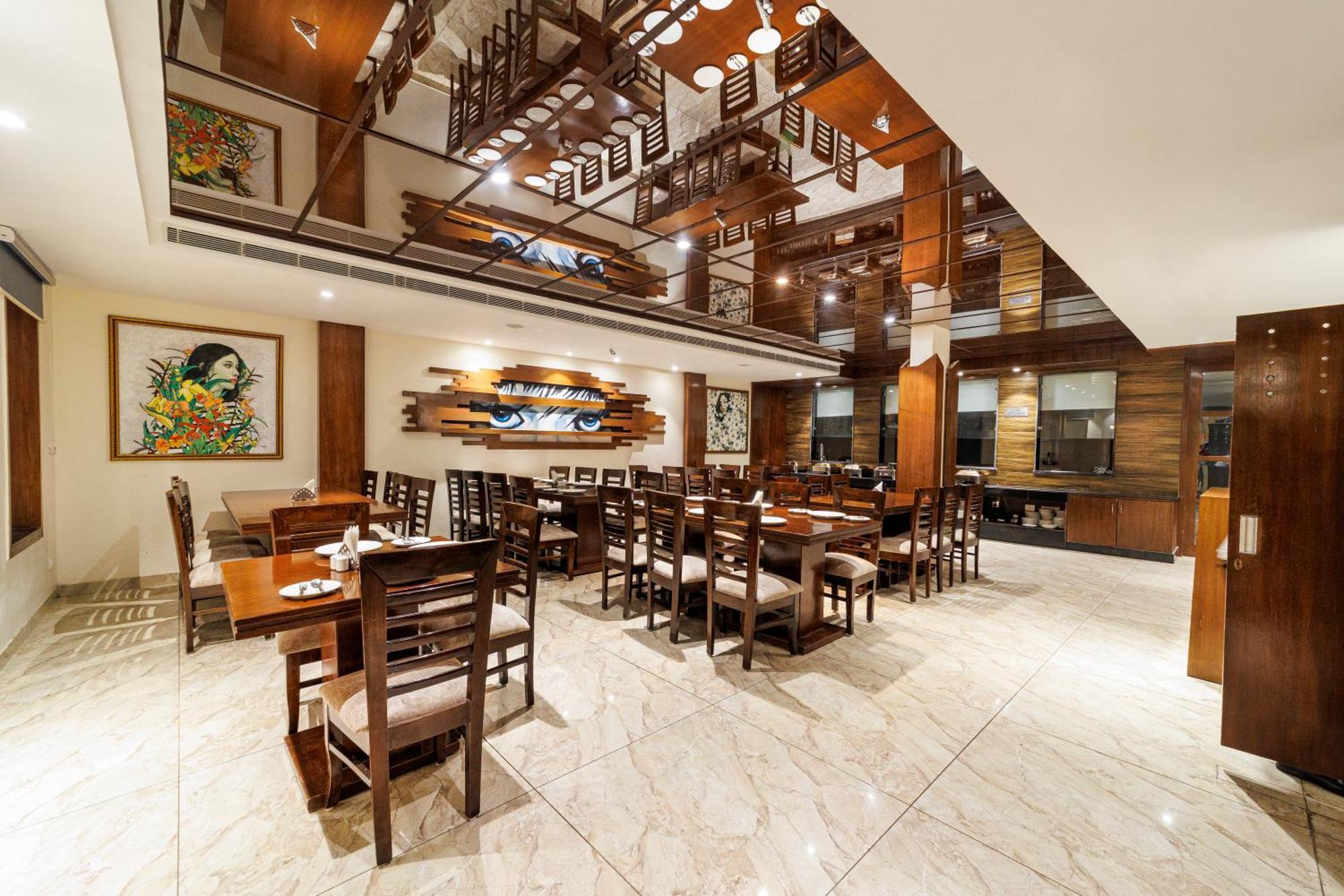 Inde Reva Resort Rishikesh リシケーシュ エクステリア 写真